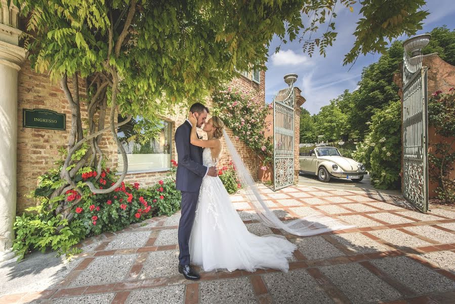 Bryllupsfotograf Massimiliano Sticca (bwed). Foto fra august 31 2017