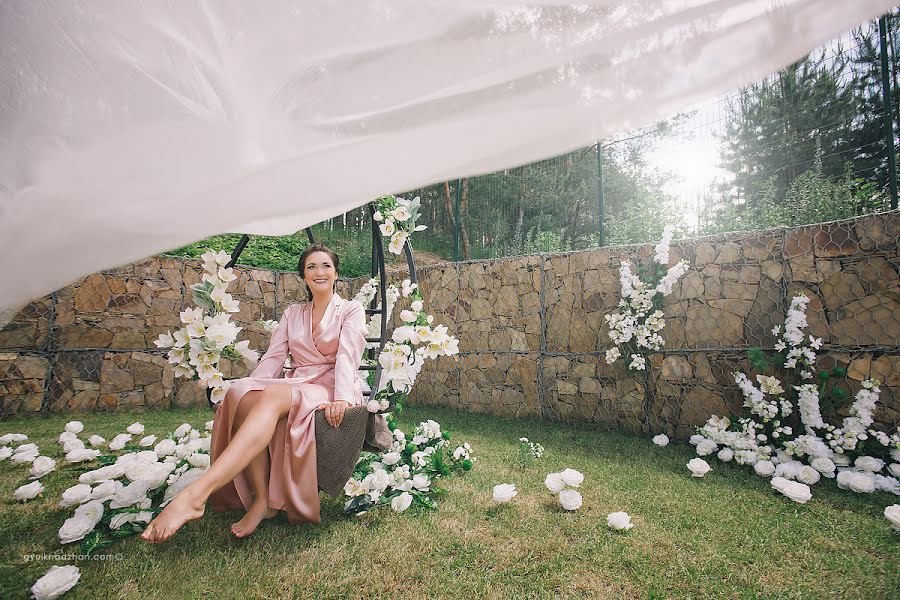 Wedding photographer Karina Gyulkhadzhan (gyulkhadzhan). Photo of 9 July 2018