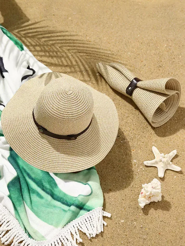 Damski kapelusz słomkowy z charakterem Ochrona przed słońcem i stylowy wygląd na plażę lub wakacje Idealny na modny i letni outfit.