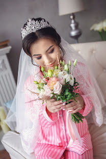 Nhiếp ảnh gia ảnh cưới Aleksandra Romanchenko (photo2012). Ảnh của 19 tháng 4 2022