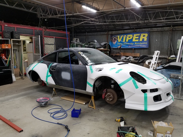 911 クーペのワイドボディ・ワイドボディキット・顔面移植・顔面スワップ・フェイススワップに関するカスタム事例の投稿画像1枚目