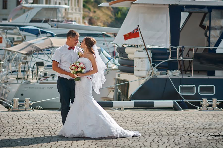 Wedding photographer Oksana Svidruk (oksiko). Photo of 11 April 2018