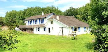 maison à Artiguelouve (64)