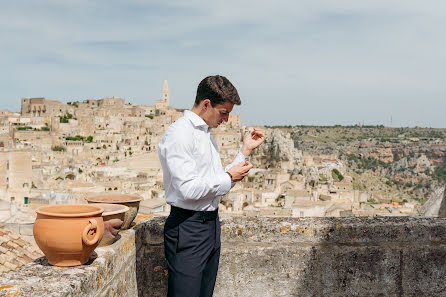 Fotografo di matrimoni Olya Rej (newlifefotografi). Foto del 4 maggio 2023