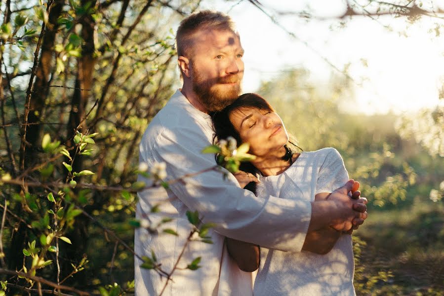 Wedding photographer Natalya Konovalova (natako). Photo of 10 May 2016