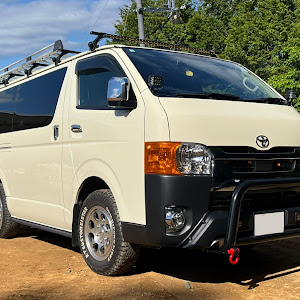 ハイエースバン KDH206V