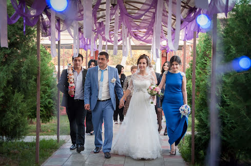 Fotógrafo de casamento Ekaterina Kuzmina (kyzminaekaterin). Foto de 12 de dezembro 2015