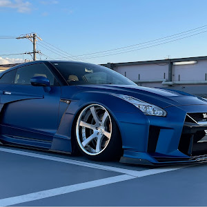 NISSAN GT-R R35