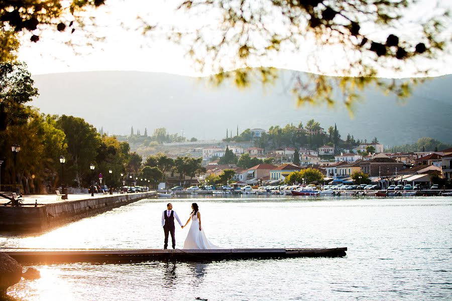 Fotografo di matrimoni YOLANDA MITSOBONOU (yolanda). Foto del 14 febbraio 2023