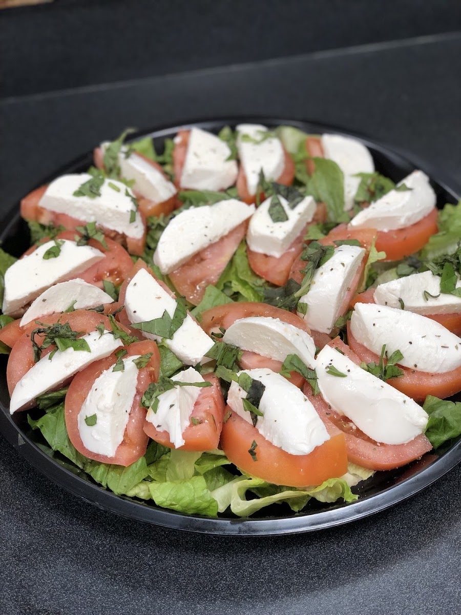 Pomodoro caprese salad!!