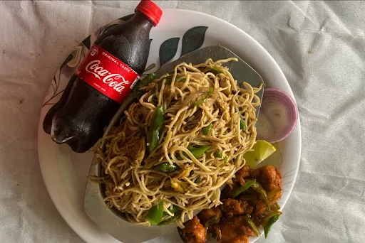 Desi Chinese Chicken Noodles Bowl Combo