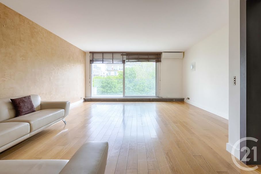 Location  appartement 3 pièces 99.73 m² à Neuilly-sur-Seine (92200), 3 495 €