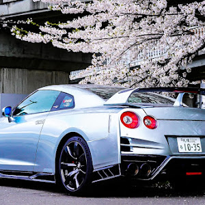 NISSAN GT-R R35