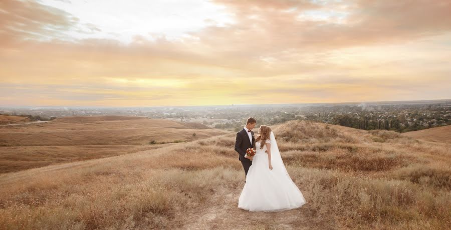 Photographe de mariage Aleksey Mostovoy (palmera300991). Photo du 27 novembre 2017