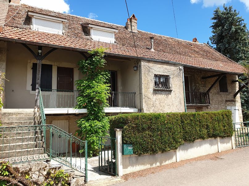 Vente maison 7 pièces 148 m² à Chapaize (71460), 125 000 €