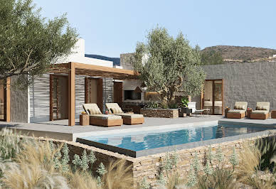 Villa with pool and garden 6