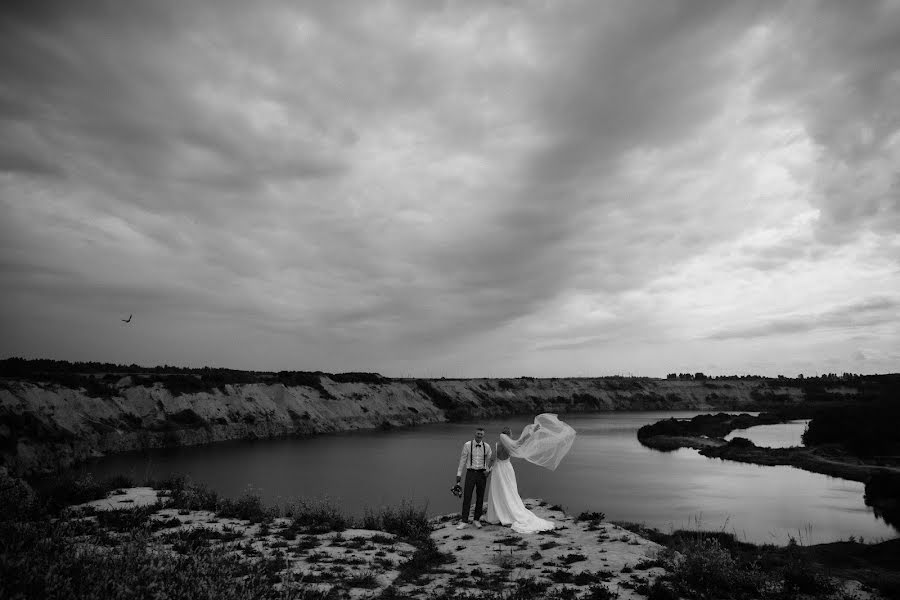 Wedding photographer Olya Yacyno (pesenko). Photo of 13 July 2023