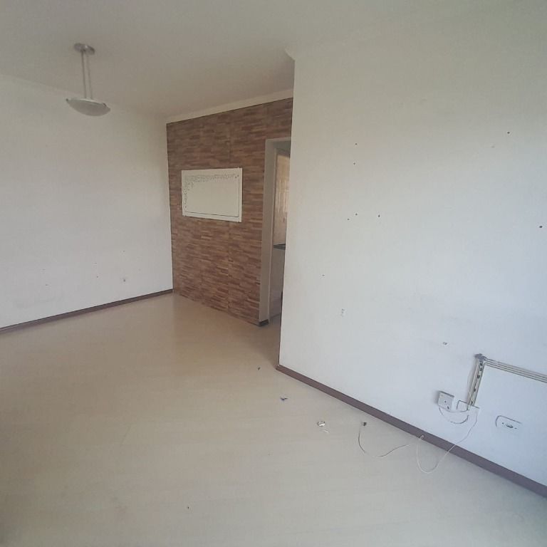 Apartamentos à venda Vila Rosália