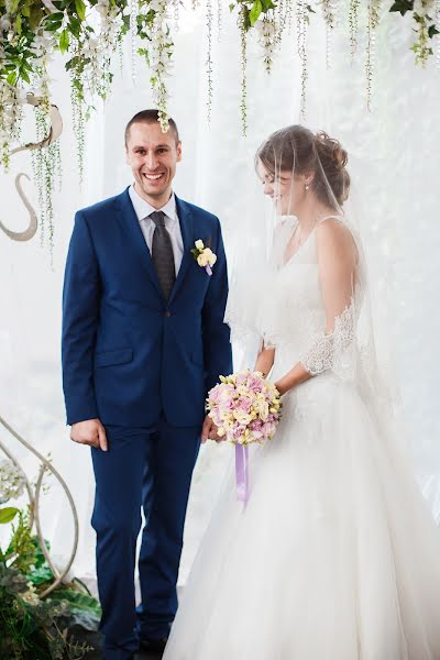 Fotógrafo de casamento Dmitriy Kirichay (kirichaydima). Foto de 9 de novembro 2017