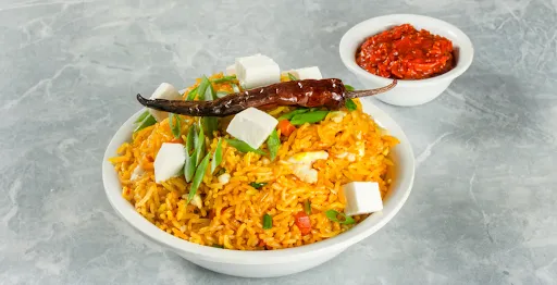 Veg Paneer Singapore Fried Rice