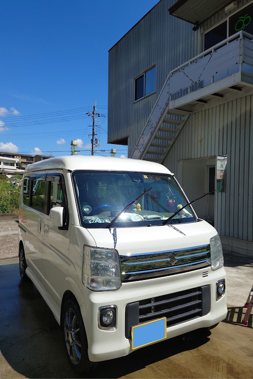 エブリイワゴンの残暑お見舞い申し上げます・台風に気をつけて下さい・洗車に関するカスタム事例の投稿画像1枚目