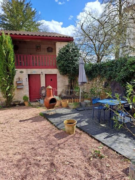 Vente maison 6 pièces 180 m² à Bourdeilles (24310), 350 075 €