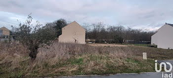 terrain à Isles-les-Meldeuses (77)