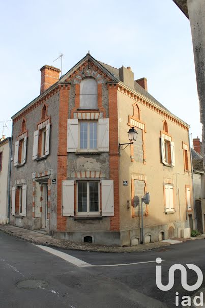 Vente maison 7 pièces 146 m² à Chemillé-en-Anjou (49120), 95 500 €