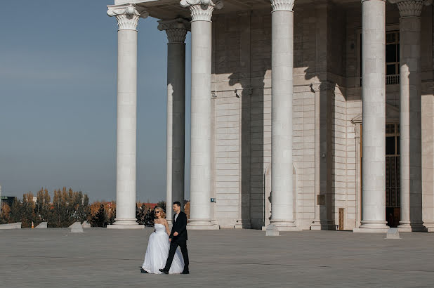 Fotografo di matrimoni Dulat Satybaldiev (dulatscom). Foto del 24 marzo 2023