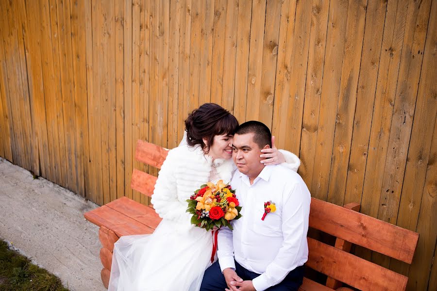 Fotografo di matrimoni Olesya Khaydarshina (olesyany). Foto del 14 gennaio 2018