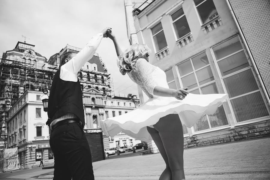 Wedding photographer Evgeniya Khaerlanamova (haerlanamova). Photo of 13 June 2016