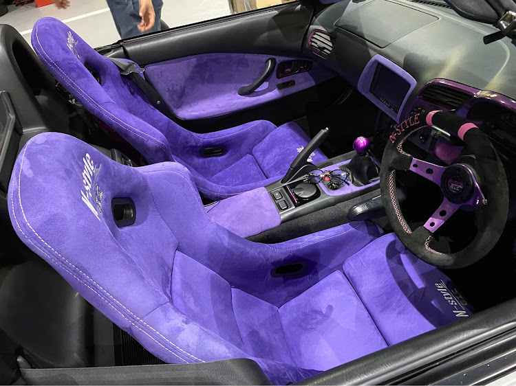 S2000のフルバケ・コロナウイルスに負けるなに関するカスタム事例の投稿画像1枚目