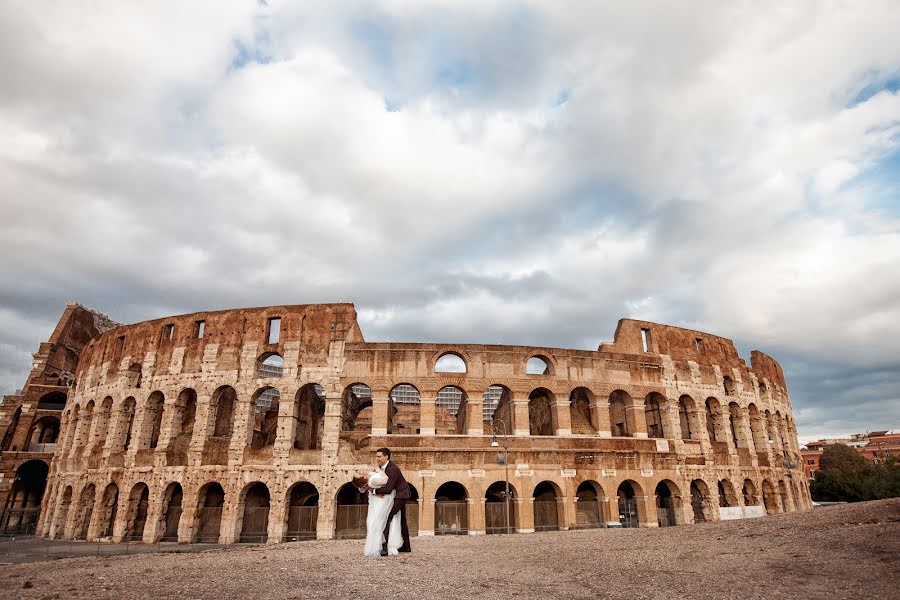 Fotógrafo de casamento Aleksey Averin (alekseyaverin). Foto de 6 de abril 2020