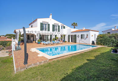 Villa avec piscine en bord de mer 2