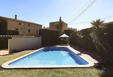 House with garden and terrace 2