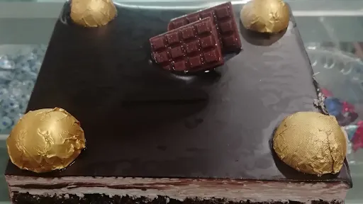 Choco Gold Cake