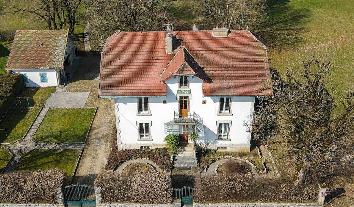 House with terrace Pontarlier