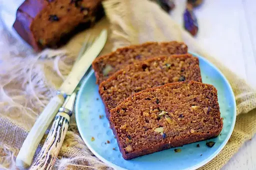 Regular Dates Walnut Cake