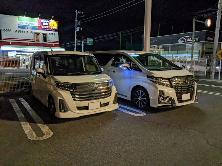 cabさんが投稿したアルファード・友達の車・親の車・ルーミーカスタムに関するカスタム事例の投稿画像1枚目
