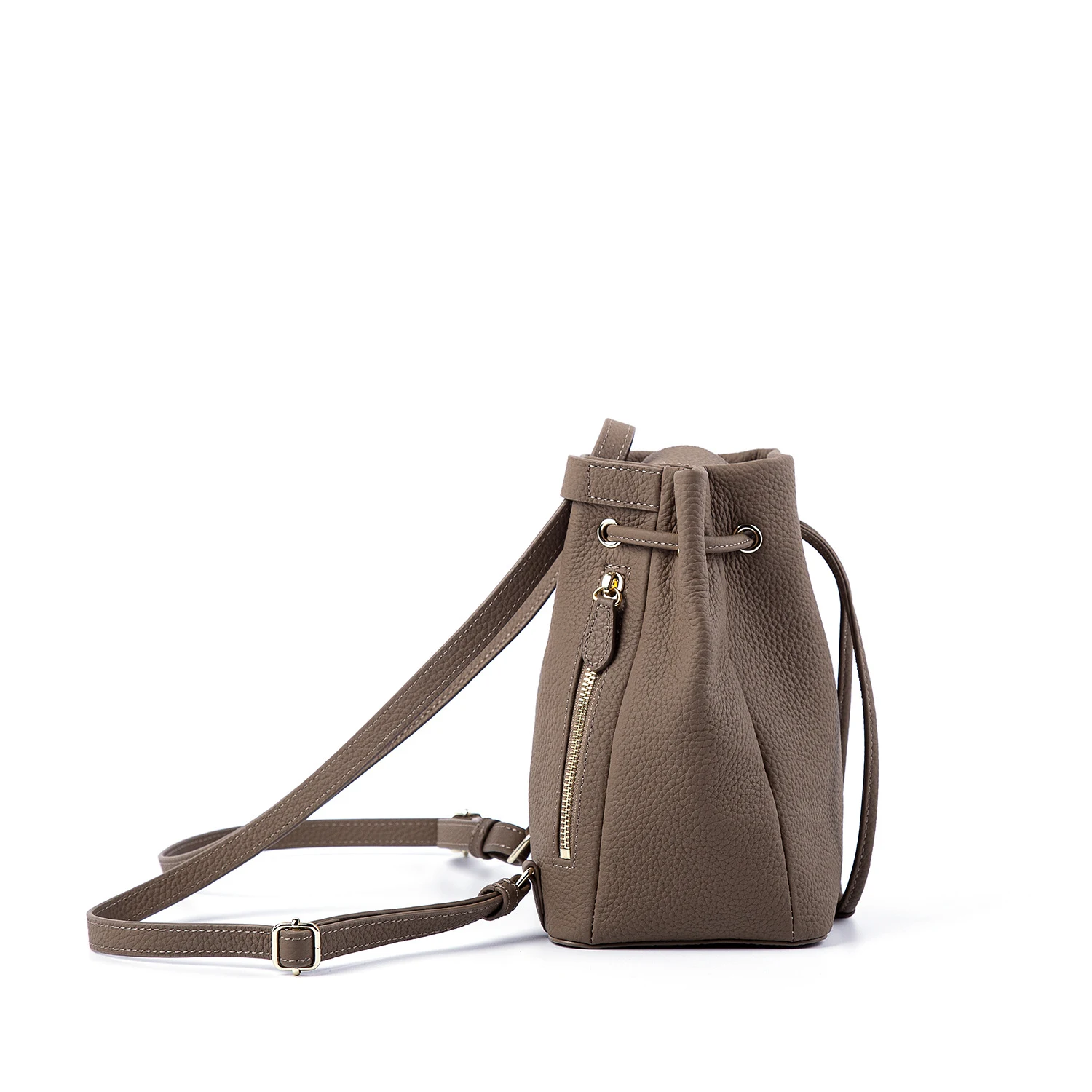 Title 16, Sac seau artisanal en cuir de vachette pleine f...