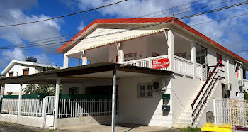 maison à Sainte Anne (972)