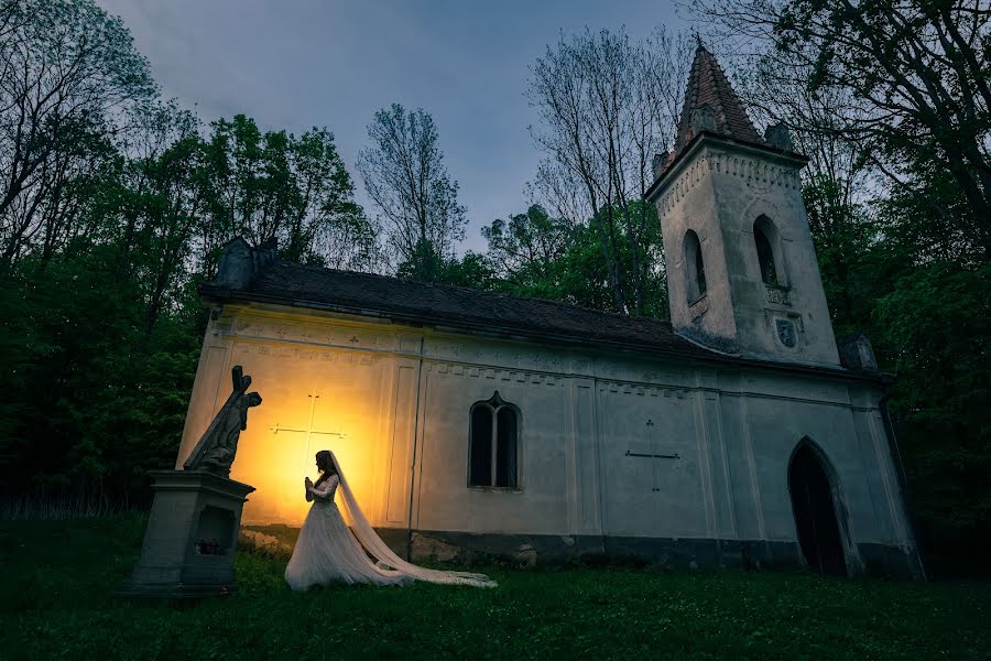 Svadobný fotograf Tibor Kosztanko (svadobnyfotograf). Fotografia publikovaná 2. februára