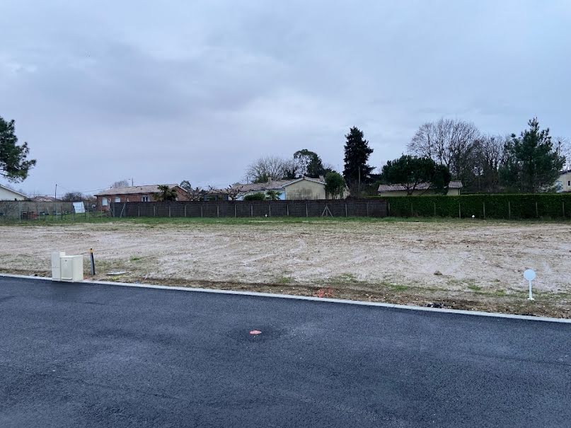 Vente terrain  700 m² à Verdelais (33490), 76 300 €