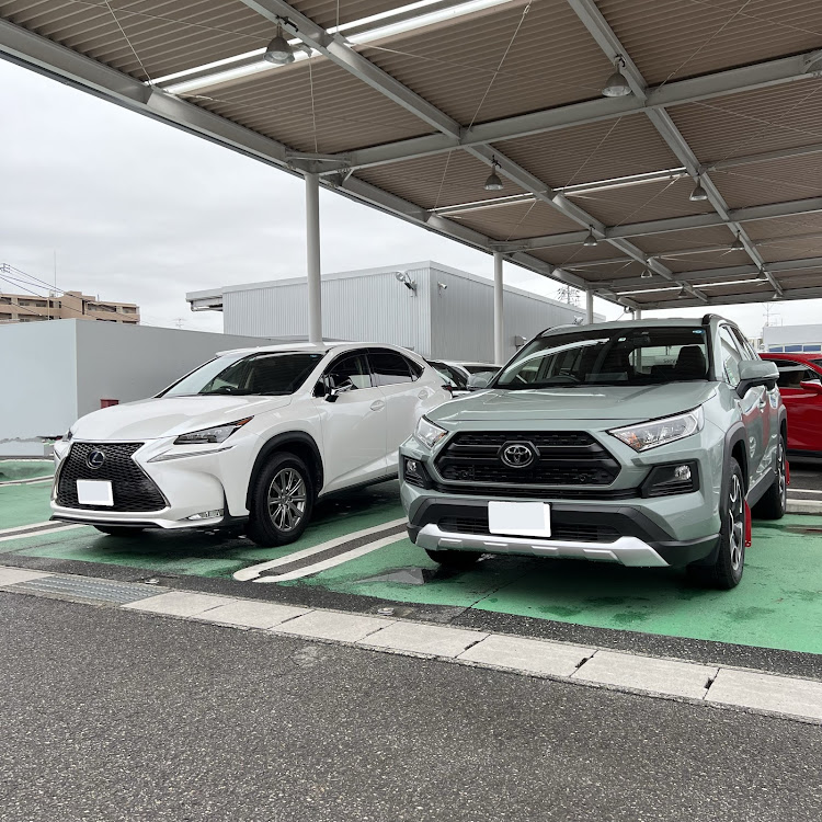 RAV4の納車・乗り換え・レクサスnx・RAV4・アドベンチャーに関するカスタム事例の投稿画像1枚目