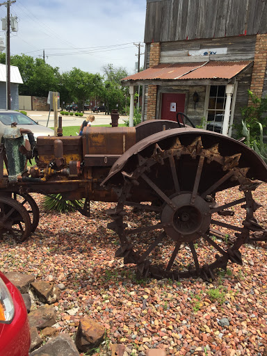 Old Tractor 