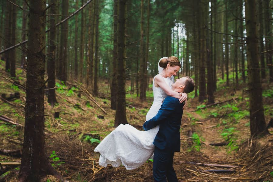 Fotografo di matrimoni Christian Thellufsen (nordjyskbryllup). Foto del 5 ottobre 2023