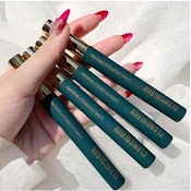 Mascara Glamcolour Chuốt Mi Cong Và Dày Tự Nhiên Cao Cấp