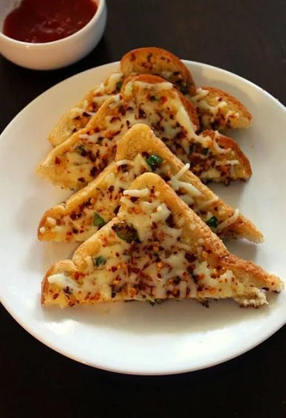 Cheese Chilly Garlic Toast
