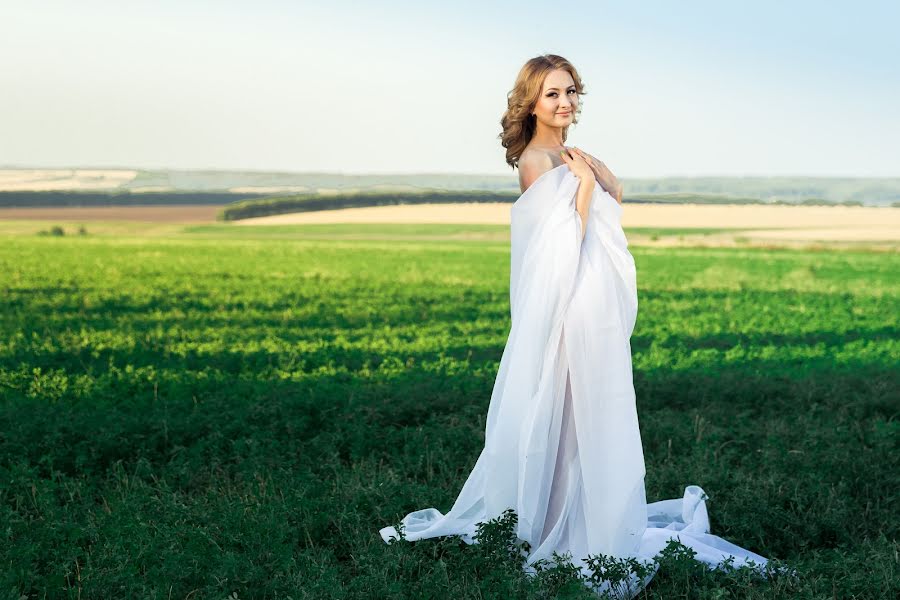 Photographe de mariage Vitaliy Gorbylev (vitaliigorbylev). Photo du 20 août 2015