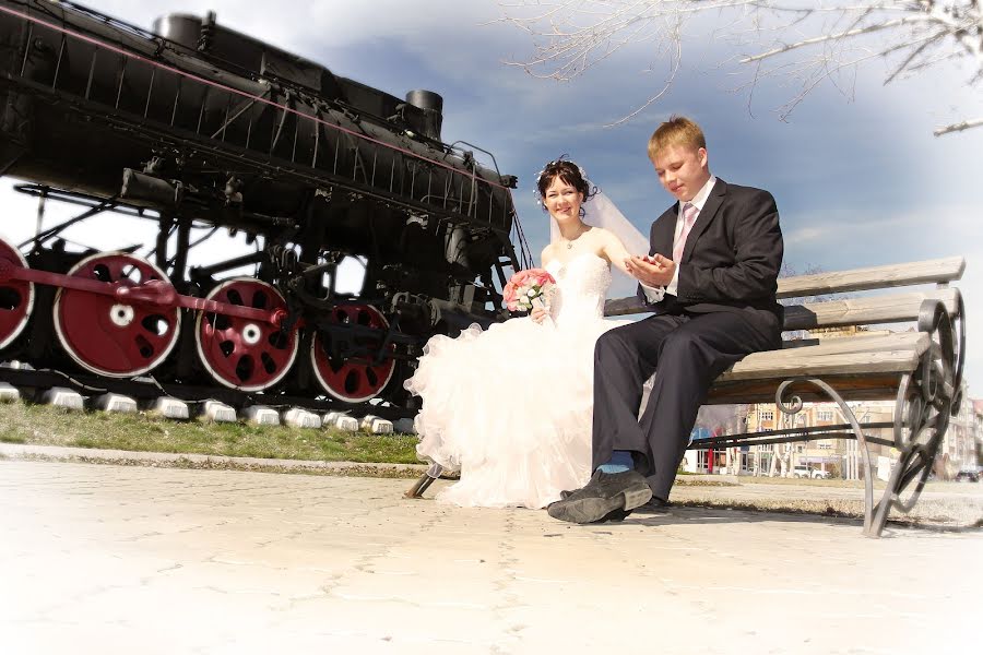 Fotógrafo de casamento Vladimir Kr (volniyveter). Foto de 10 de setembro 2016